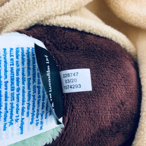 Build-A-Bear Workshop Grogu Plush with 5-in-1 Sounds & Mandalorian Theme Song - Picture 4 of 7